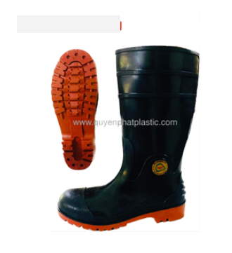 ủng nhựa bảo hộ lao động - Công Ty TNHH Sản Xuất Thương Mại Dịch Vụ Quyền Phát